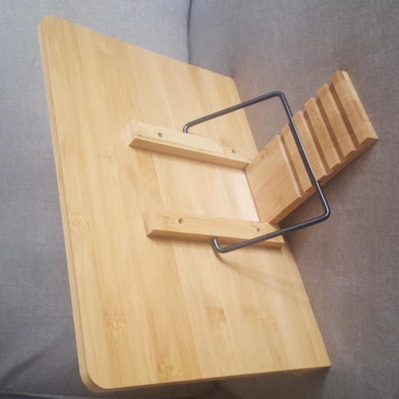 Bamboo Cookbook Stand, Folds Flat, Adjustable Height (approx. 13.5"x9.5") - Picture 3 of 8